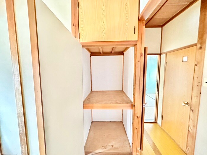 物件内観写真13　(収納)