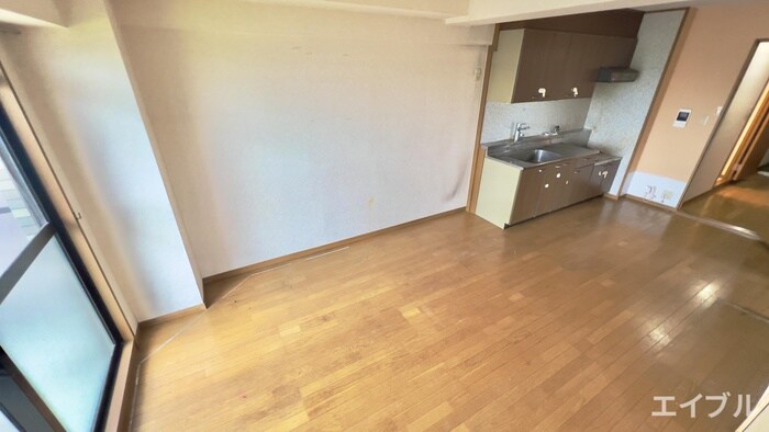 物件内観写真6　(居室)