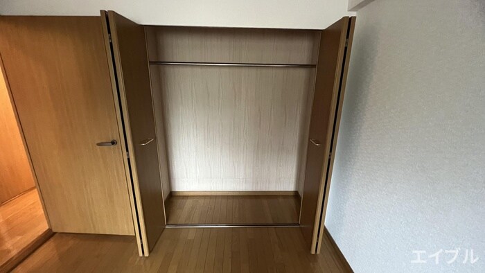 物件内観写真11　(収納)
