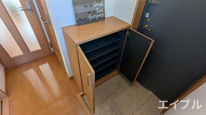 物件内観写真16　(靴箱)