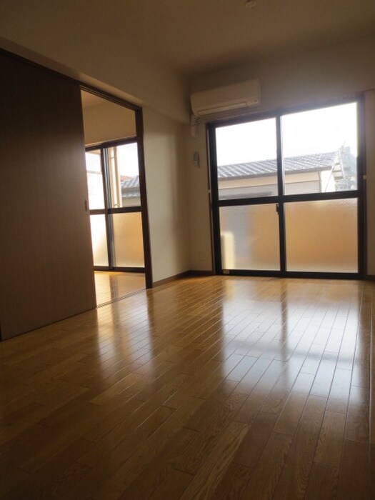 物件内観写真7　(居室)