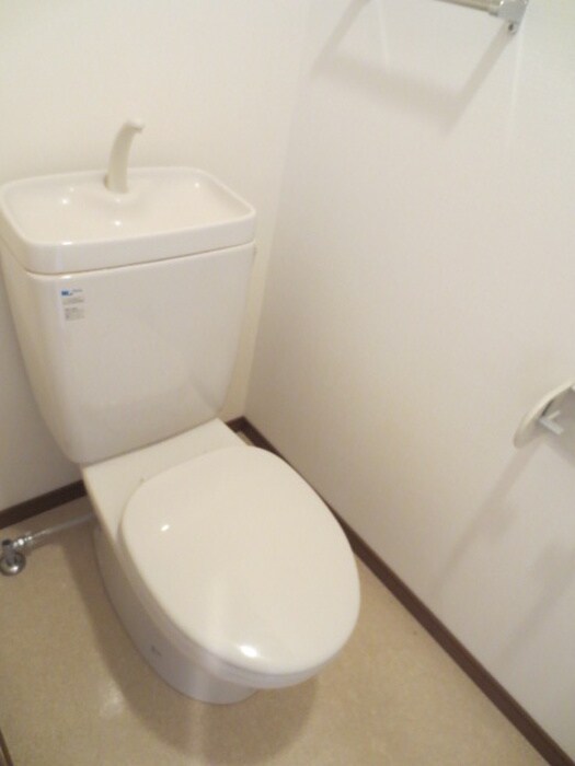 物件内観写真12　(トイレ)