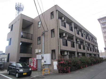 シャルマンイースト外観写真