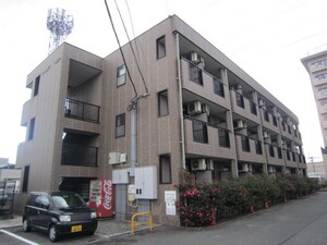 シャルマンイースト外観写真