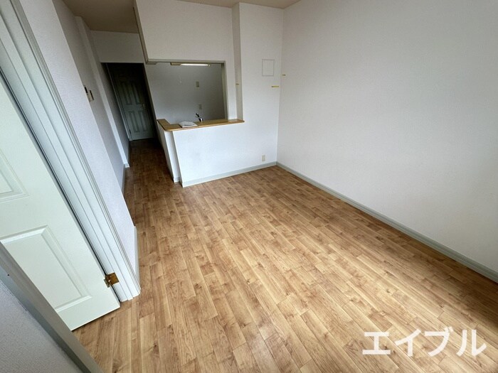 物件内観写真7　(居室)