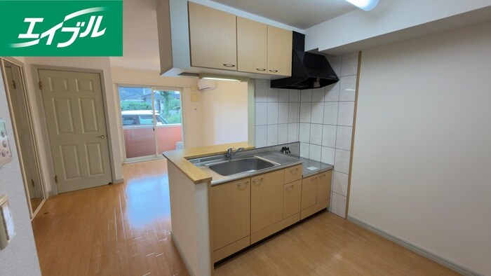 物件内観写真8　(キッチン)