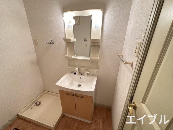 物件内観写真11　(洗面)