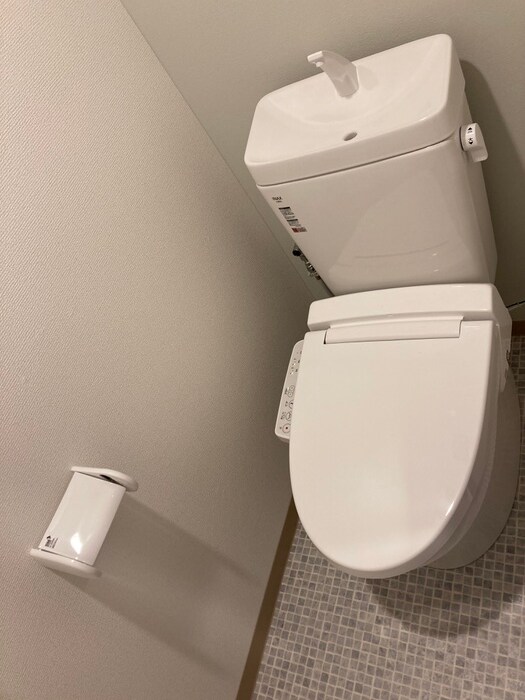 物件内観写真11　(トイレ)