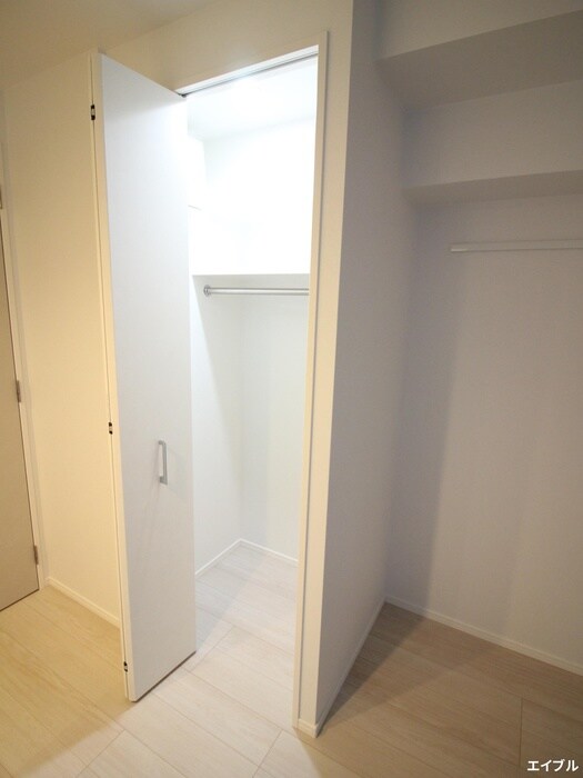 物件内観写真12　(収納)