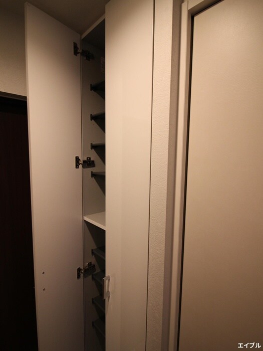 物件内観写真19　(玄関)