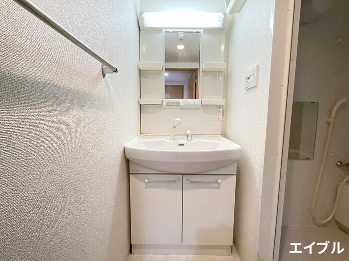 物件内観写真9　(洗面)