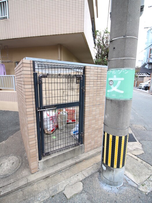 物件外観写真6　(建物設備)