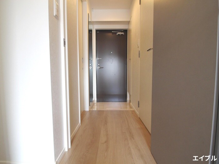 物件内観写真16　(廊下)