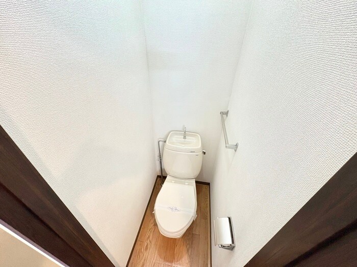 物件内観写真8　(トイレ)