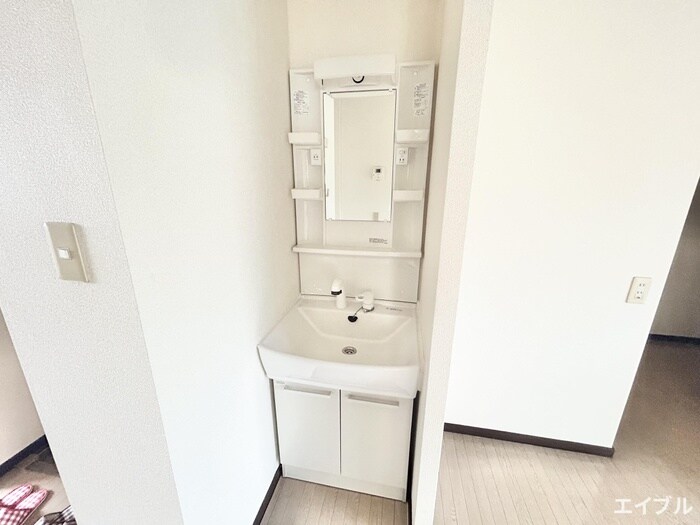 物件内観写真9　(洗面)