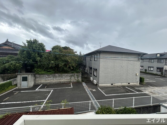 物件内観写真16　(室内からの展望)