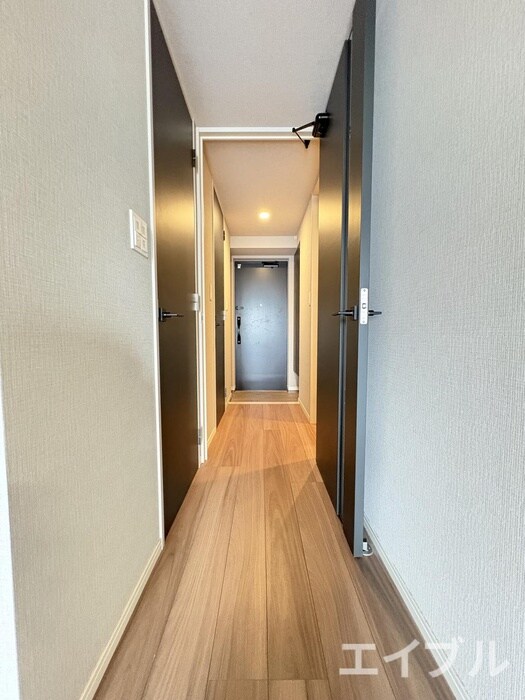 物件内観写真16　(廊下)