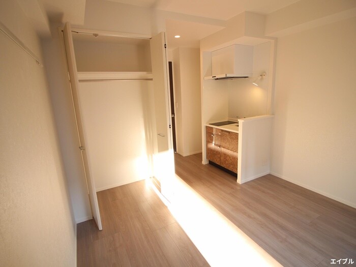 物件内観写真12　(収納)