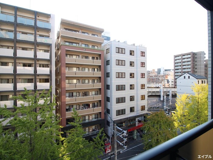 物件内観写真14　(室内からの展望)