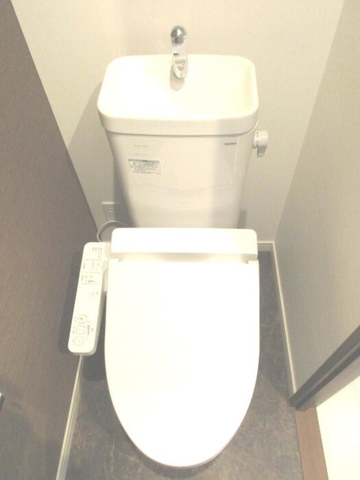 物件内観写真13　(トイレ)