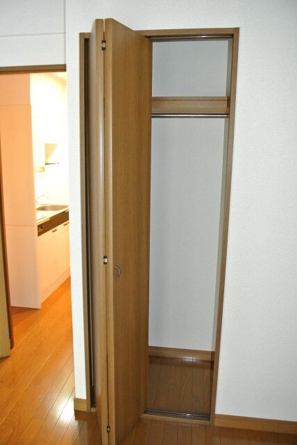 物件内観写真11　(収納)