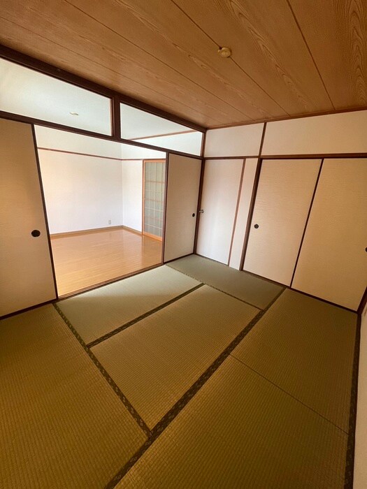 物件内観写真5　(居室)