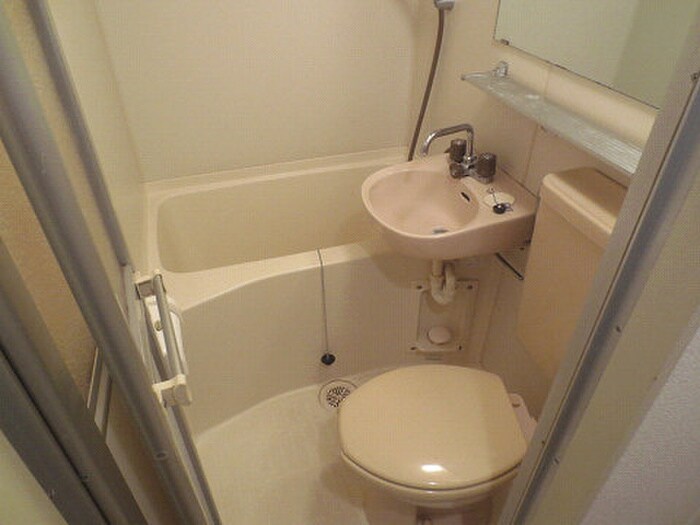 物件内観写真8　(洗面)