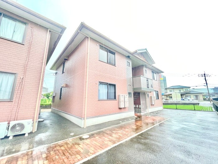 物件外観写真4　(外観写真)