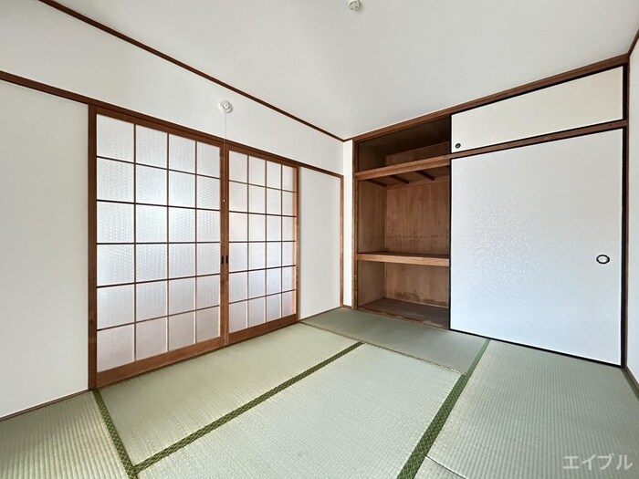 物件内観写真9　(居室)