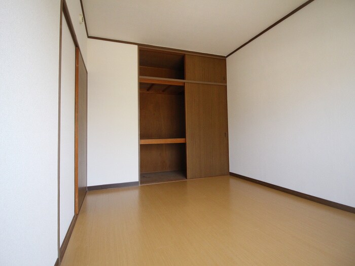 物件内観写真18　(居室)