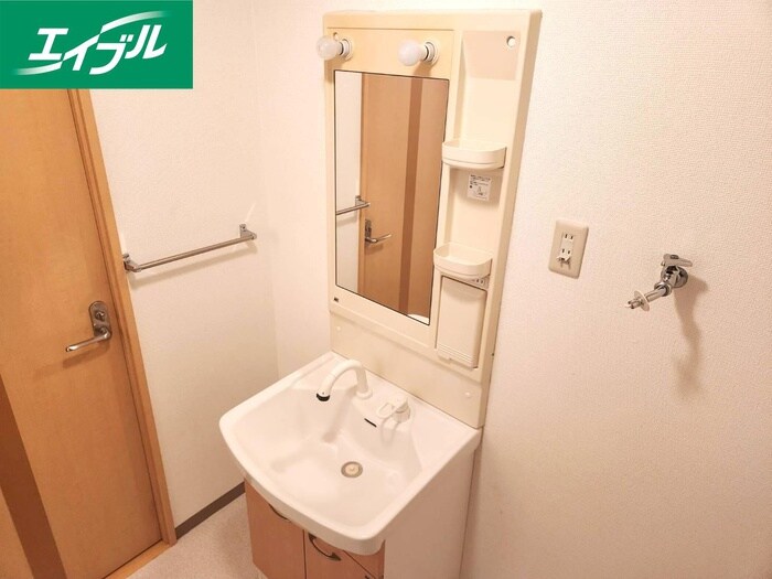 物件内観写真12　(洗面)