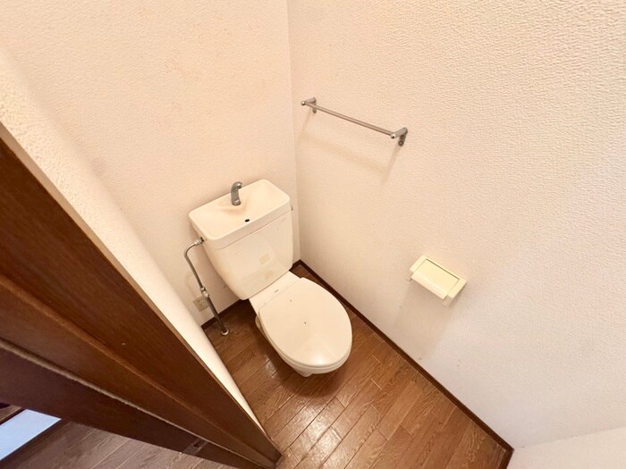 物件内観写真7　(トイレ)