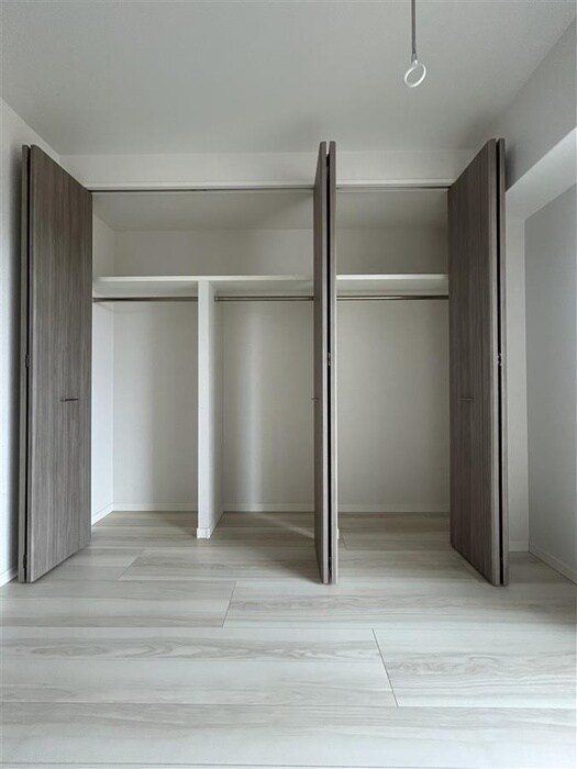 物件内観写真15　(収納)