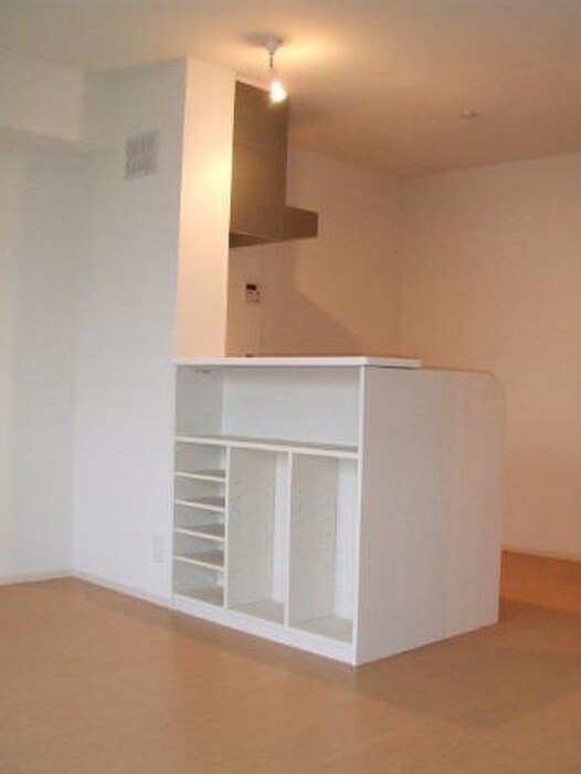 物件内観写真4　(居室)