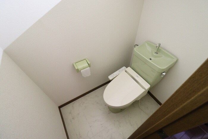 物件内観写真12　(トイレ)