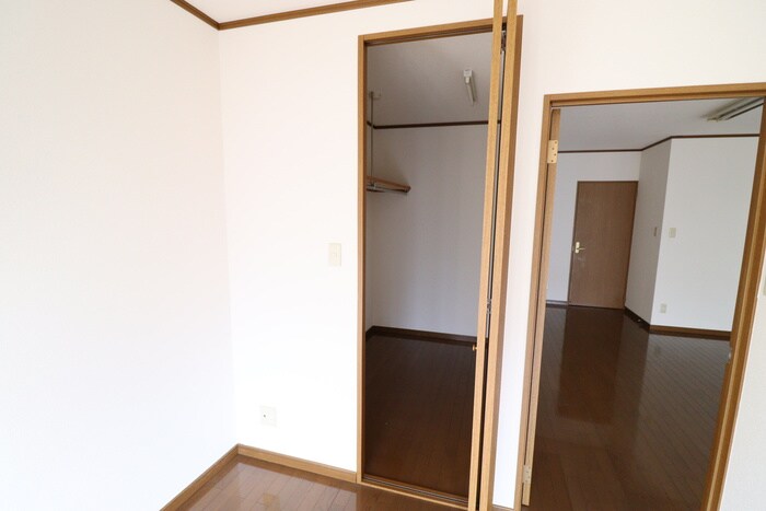 物件内観写真15　(収納)