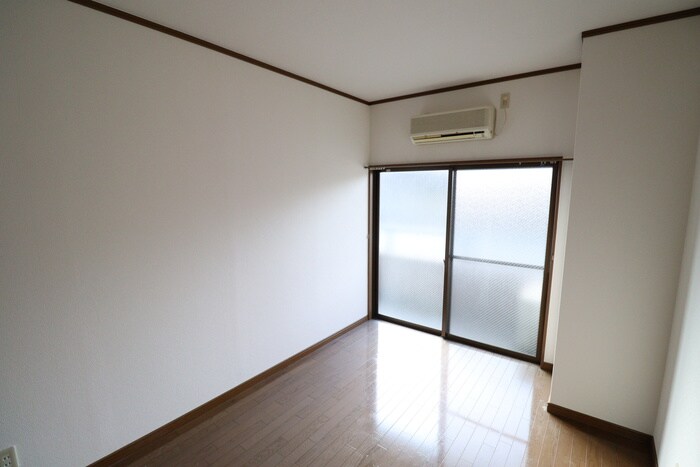 物件内観写真19　(居室)