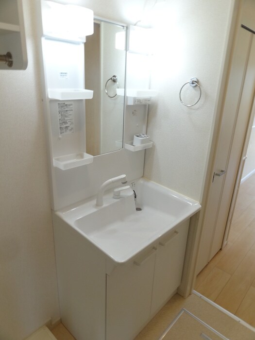 物件内観写真11　(洗面)