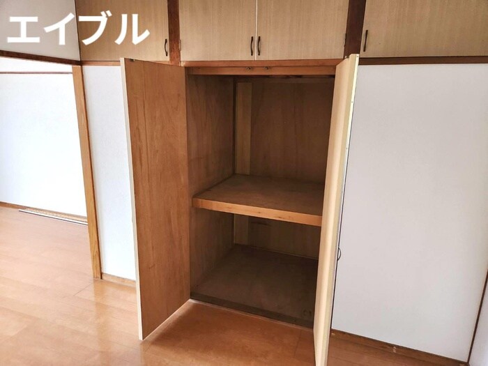 物件内観写真8　(収納)