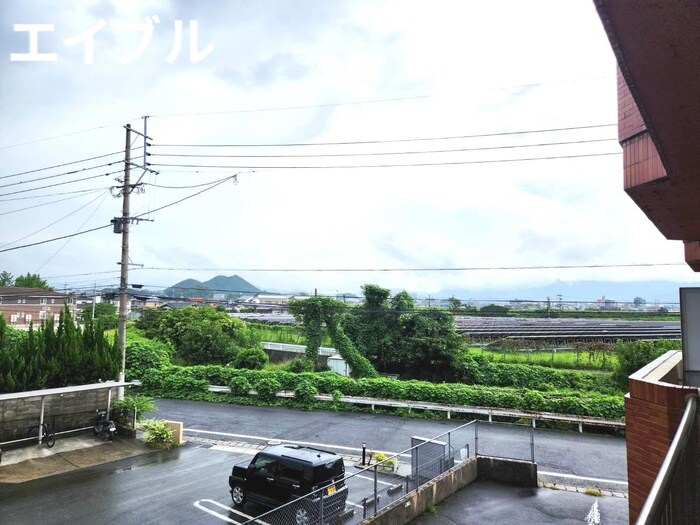 物件内観写真16　(室内からの展望)