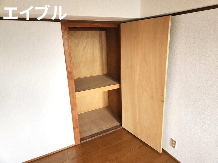 物件内観写真22　(収納)