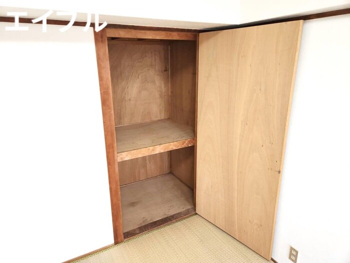 物件内観写真22　(収納)