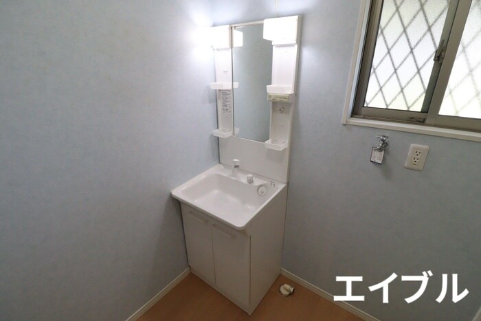 物件内観写真11　(洗面)