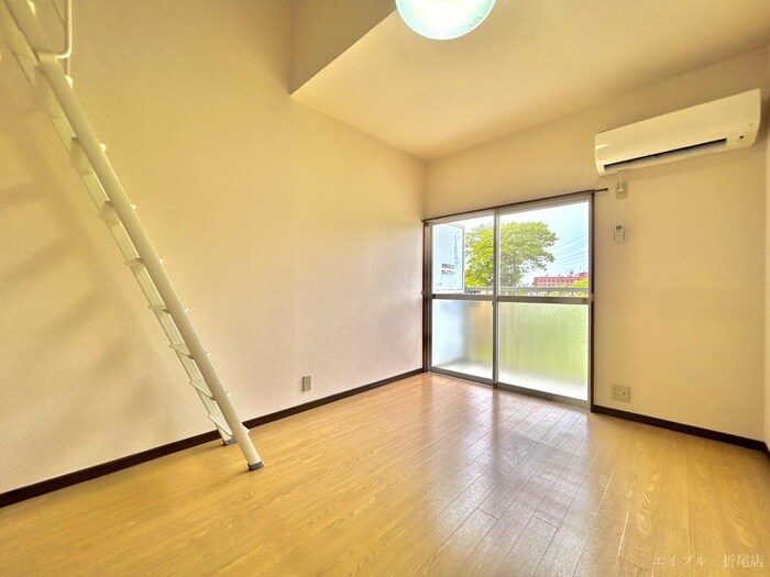 物件内観写真7　(居室)