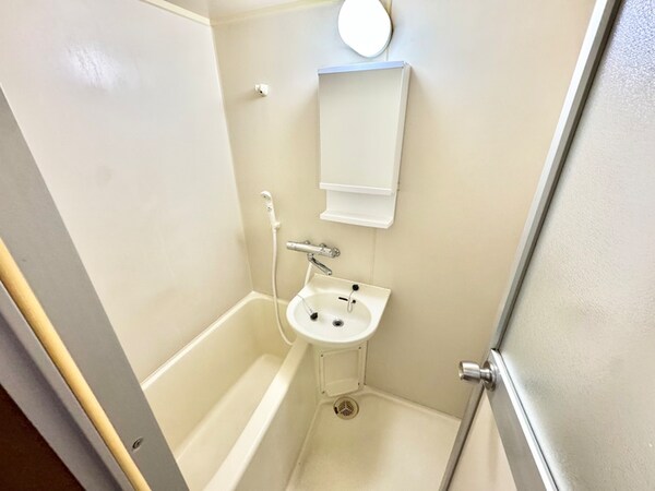 バス／シャワールーム等