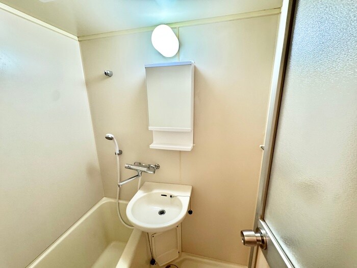 物件内観写真11　(洗面)