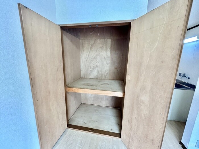 物件内観写真13　(収納)