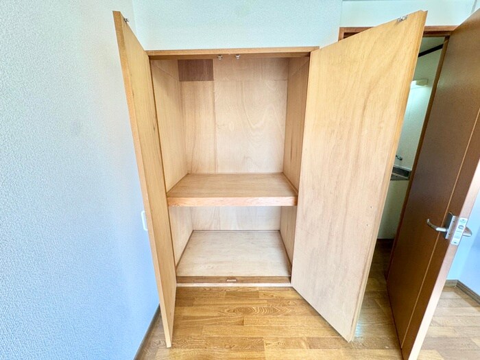 物件内観写真13　(収納)