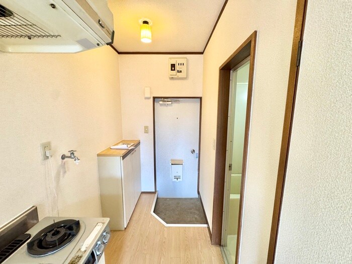 物件内観写真14　(玄関)