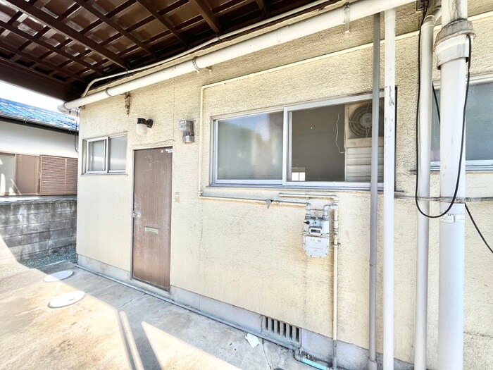 物件内観写真21　(玄関)